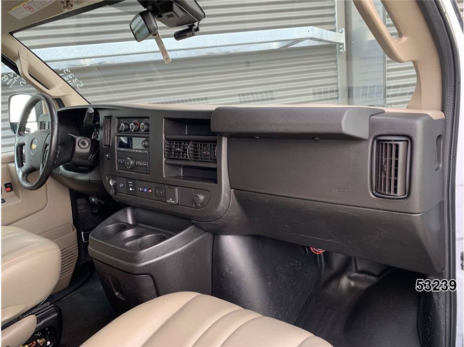 Used 2021 Chevrolet Express 3500 w/ Driver Convenience Package RWD image 26