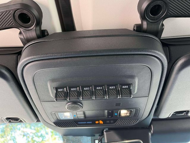 New 2026 Ford Bronco Raptor AWD/4WD image 32