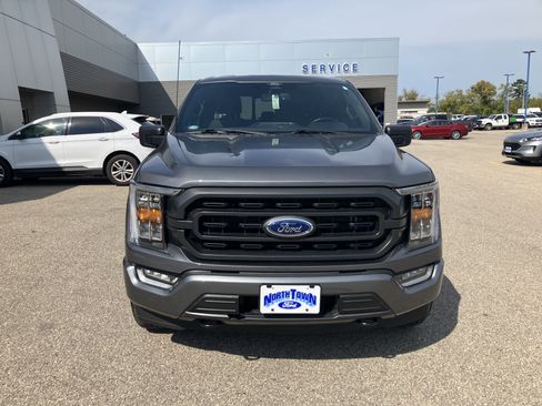 Used 2022 Ford F150 XLT w/ Equipment Group 302A High image 3
