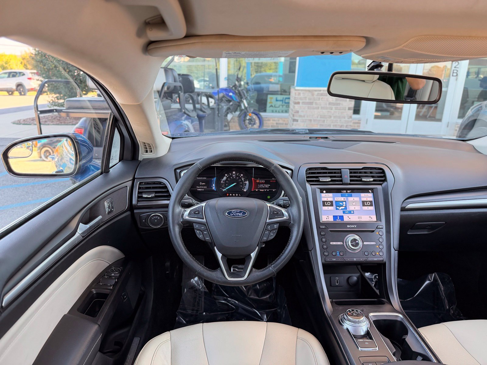 Used 2017 Ford Fusion Titanium FWD image 30