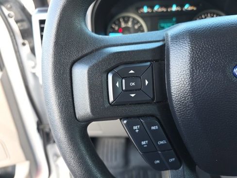 Used 2020 Ford F150 XLT image 17