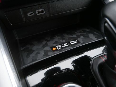 Used 2024 GMC Canyon AT4X image 26