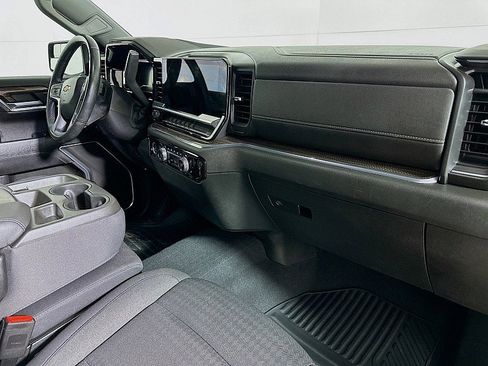 Used 2023 Chevrolet Silverado 1500 LT image 25