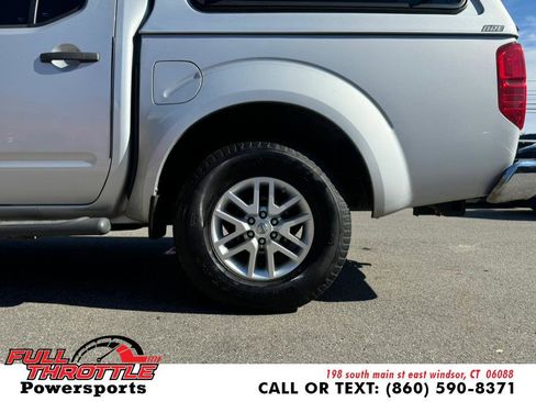 Used 2014 Nissan Frontier SV AWD/4WD image 23