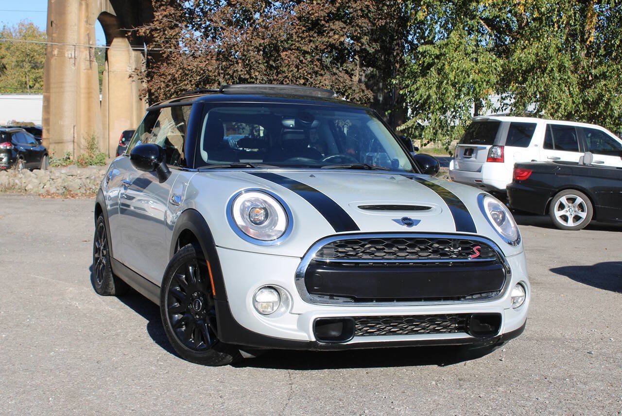 Used 2017 MINI Cooper S FWD image 2
