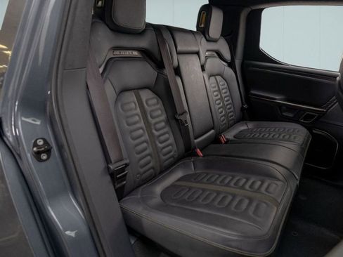 Used 2022 Rivian R1T Adventure image 24