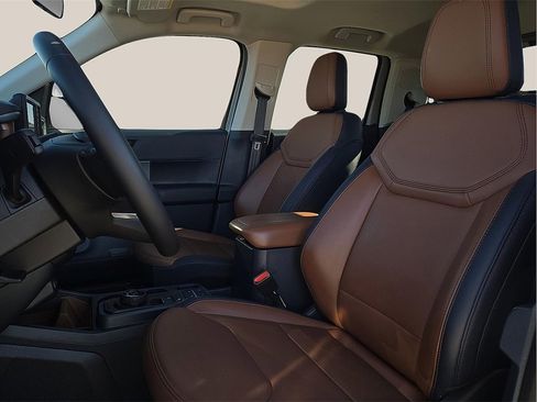 Used 2024 Ford Maverick Lariat image 13