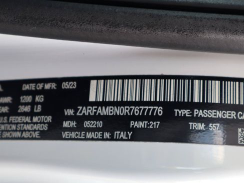 Used 2024 Alfa Romeo Giulia Veloce RWD image 31