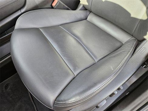 Certified 2025 Cadillac XT6 Premium Luxury image 6