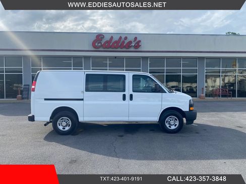 Used 2020 Chevrolet Express 2500 w/ Driver Convenience Package RWD image 1