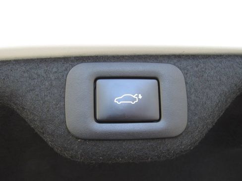 Used 2022 Lexus ES 350 w/ Luxury Package FWD image 21