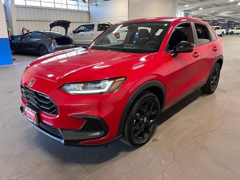 Used 2024 Honda HR-V Sport image 7