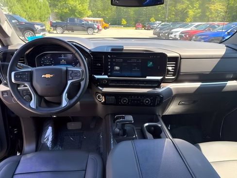 Used 2025 Chevrolet Silverado 1500 LTZ w/ LTZ Convenience Package II AWD/4WD image 22
