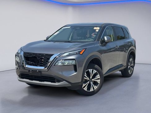 Used 2023 Nissan Rogue SV AWD/4WD image 2