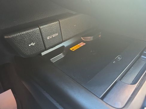 Used 2022 Toyota Camry XSE image 29