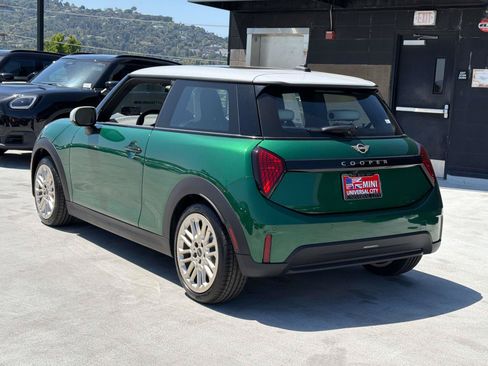 New 2026 MINI Cooper 2-Door Hardtop FWD image 3