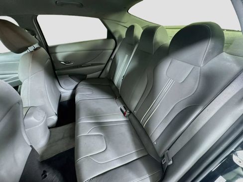 Certified 2023 Hyundai Elantra SEL w/ Convenience Package FWD image 25