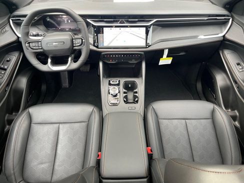 New 2026 Jeep Cherokee Overland w/ Trailer Tow Group AWD/4WD image 16