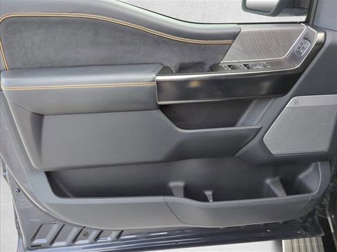 Used 2021 Ford F150 Platinum image 10