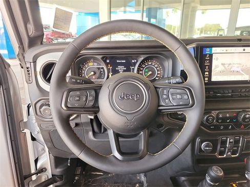 Used 2024 Jeep Wrangler Sport S image 29
