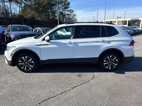 Used 2022 Volkswagen Tiguan S image 4