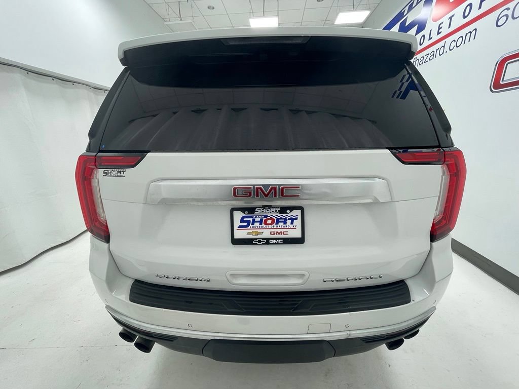 Used 2022 GMC Yukon XL Denali AWD/4WD image 5