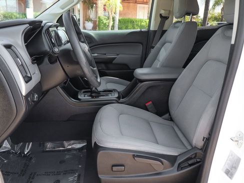 Used 2022 Chevrolet Colorado W/T w/ WT Convenience Package RWD image 19