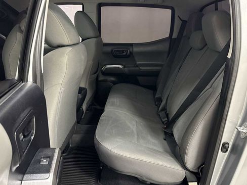 Certified 2019 Toyota Tacoma SR5 image 23