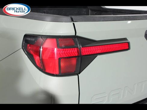 Used 2024 Hyundai Santa Cruz SEL FWD image 10