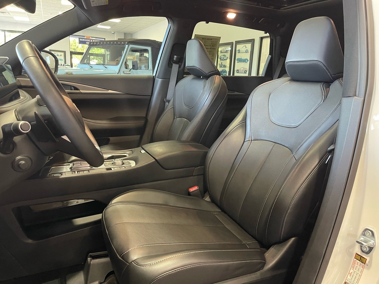 Used 2025 INFINITI QX60 Luxe w/ Black Edition AWD/4WD image 25