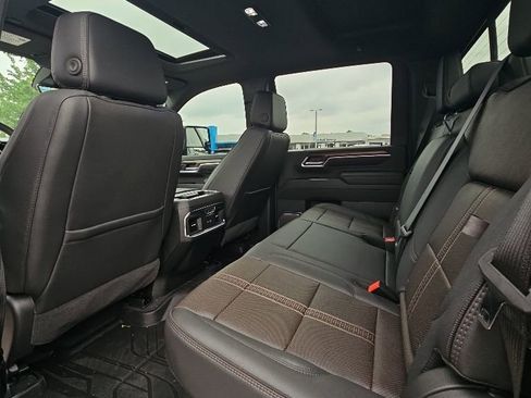 Used 2026 Chevrolet Silverado 3500 High Country w/ High Country Premium Package AWD/4WD image 23