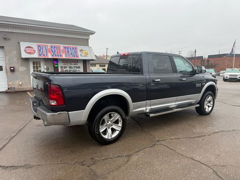 Used 2013 RAM 1500 Laramie w/ Convenience Group image 11
