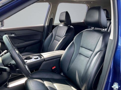 Certified 2023 Nissan Rogue SL image 25