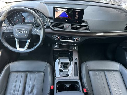 Used 2023 Audi Q5 2.0T Premium w/ Convenience Package AWD/4WD image 12