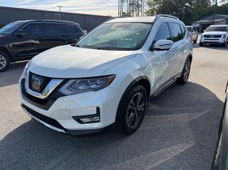 Used 2017 Nissan Rogue SL w/ SL Premium Package FWD video 1