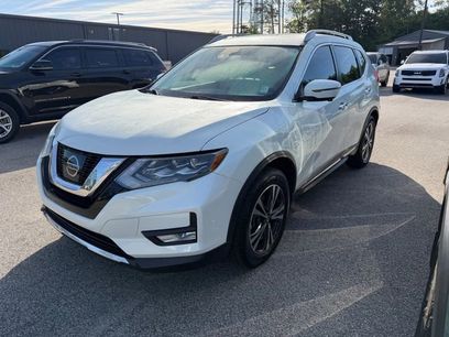 Used 2017 Nissan Rogue SL w/ SL Premium Package