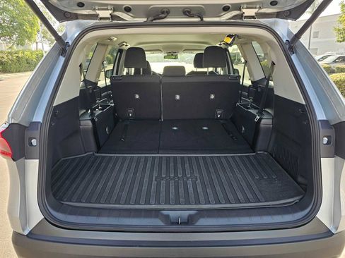 Certified 2025 Toyota Grand Highlander FWD image 16