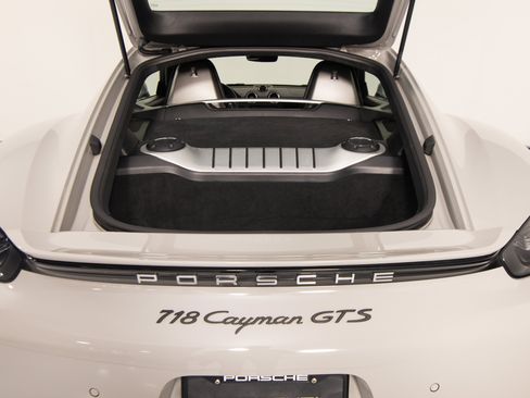 Used 2024 Porsche 718 Cayman GTS RWD image 33