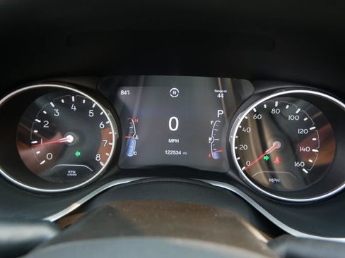 Used 2018 Jeep Compass Latitude w/ Popular Equipment Group AWD/4WD image 27