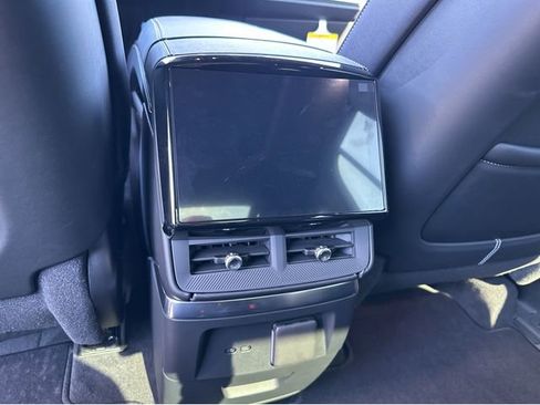 New 2026 Cadillac Vistiq Luxury image 27