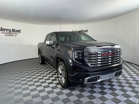Used 2023 GMC Sierra 1500 Denali w/ Denali Reserve Package image 4