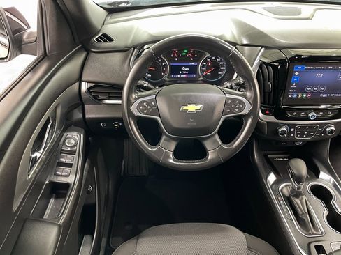 Certified 2022 Chevrolet Traverse LT image 21