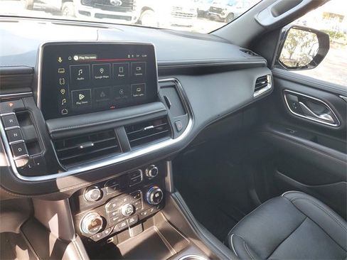 Used 2022 GMC Yukon SLT w/ SLT Premium Package image 26