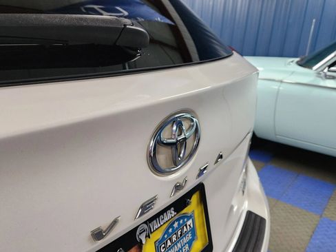 Used 2013 Toyota Venza XLE w/ XLE Premium Pkg image 57