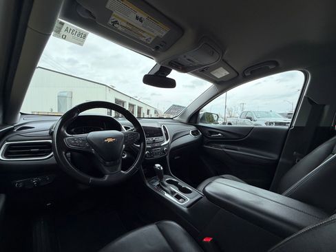 Used 2021 Chevrolet Equinox Premier image 17
