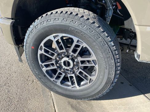 New 2026 Ford F350 Platinum w/ Platinum Plus Package image 2