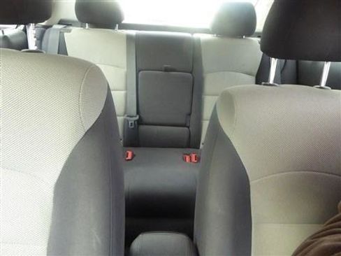 Used 2013 Chevrolet Cruze LS image 14