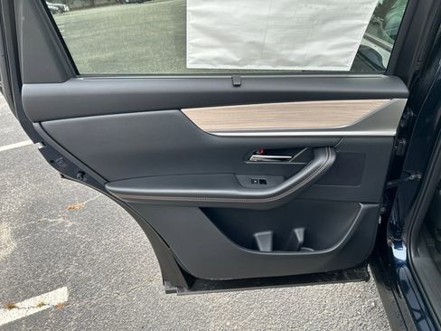 New 2026 MAZDA CX-90 Plug-In Hybrid w/ Preferred image 24