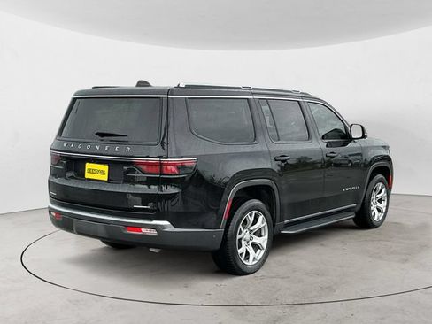 Used 2022 Jeep Wagoneer Series I w/ Convenience Group I AWD/4WD image 5
