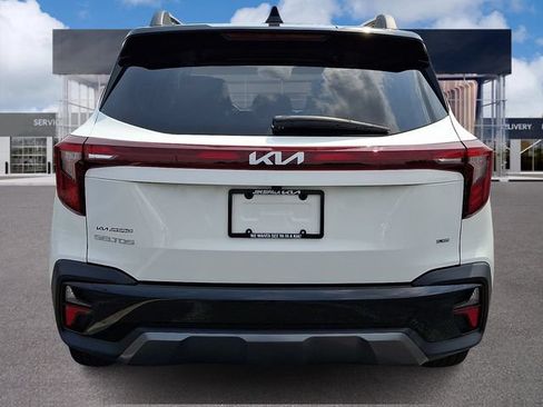 Certified 2024 Kia Seltos X-Line AWD/4WD image 5